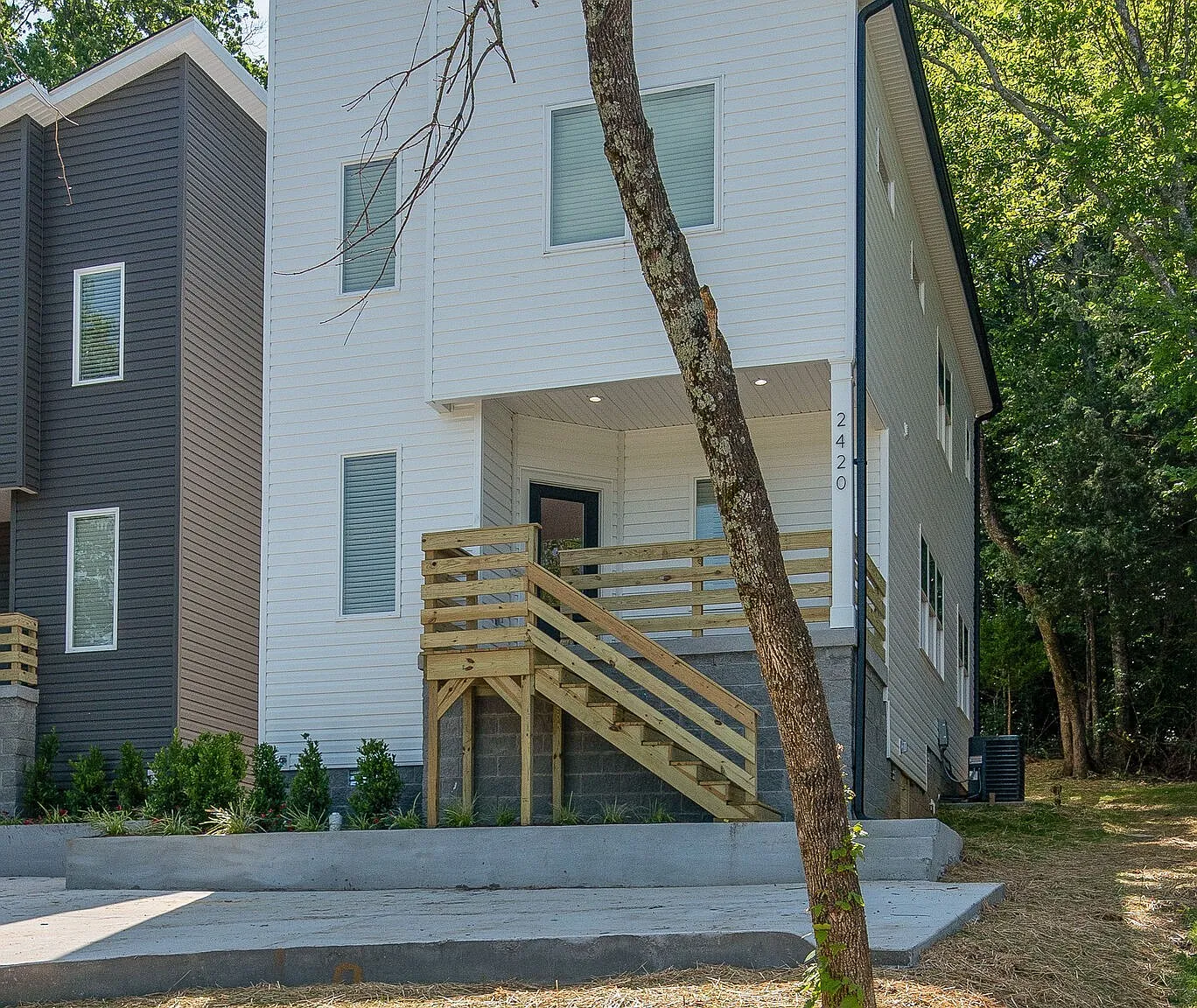 3 bed, 2.5 bath, 1736 sqft, $2,350 — Photo 4