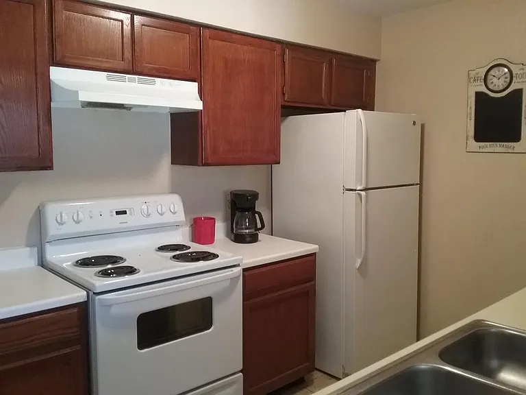 3703 Bremen Ave #3 — Photo 7