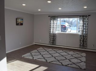 201 Pettis Rd APT 4, Anchorage, AK 99515