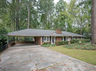 5860 Greenbrier Rd, Sandy Springs, GA