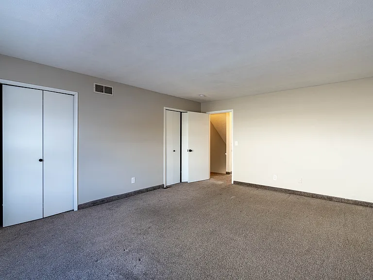 Pinnacle Townhomes — Photo 11