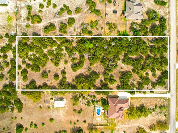 2nd image of 336 lily LOT 425