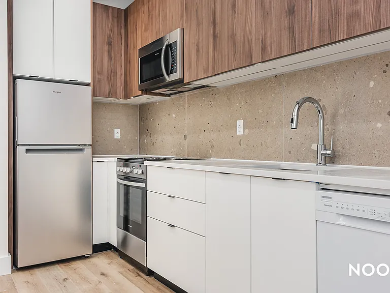 570 Nostrand Ave #6C — Photo 1