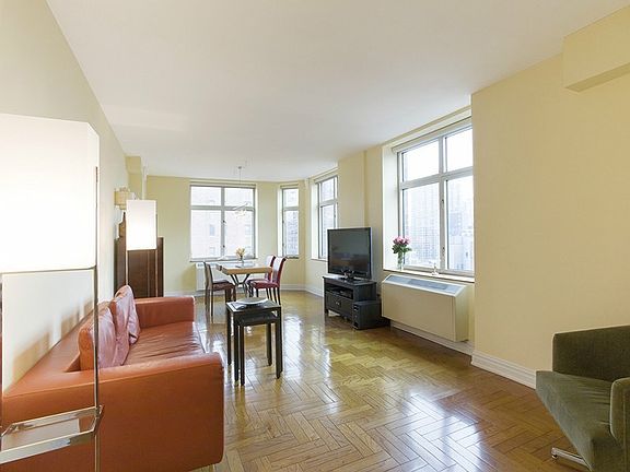 2nd image of 188 E 76th St APT 14C