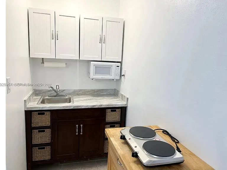 2449 NW 73rd Ave #2449 — Photo 8