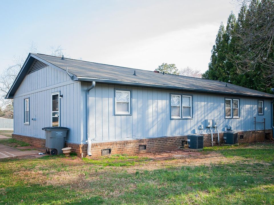 2nd image of 316 Eunice Dr