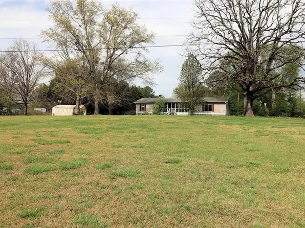 77 Popham Rd, Taylorsville, GA 30178
