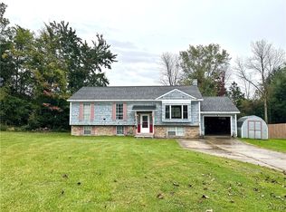 30 Eisenhower Ave, Oswego, NY 13126