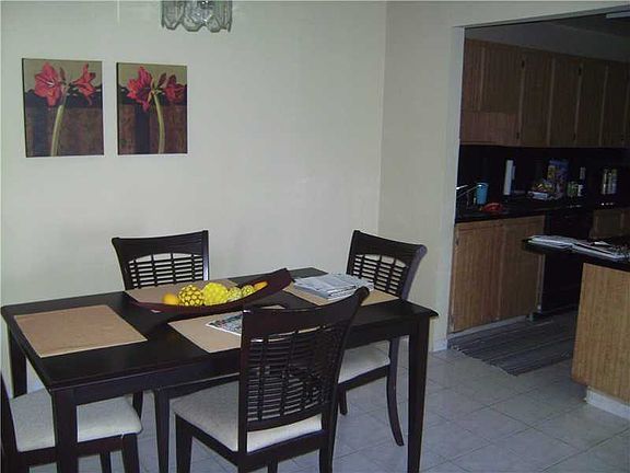 3rd image of 11606 NW 29th St APT 8-A