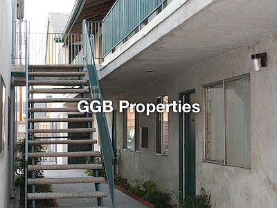 2nd image of 1080 E South St APT 6