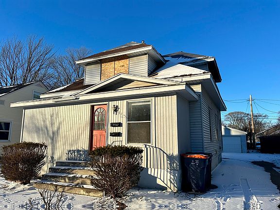 2nd image of 371 W 19th St