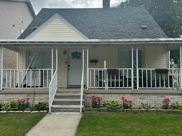 7705 Anthony St, Dearborn, MI 48126