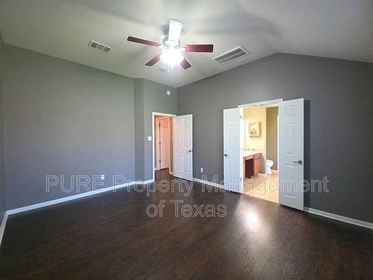 18401 Hees Ln — Photo 23