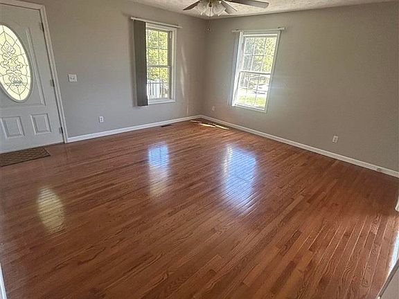 3rd image of 3451 Priceville Rd