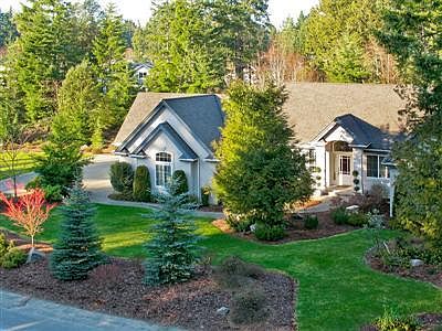 1st image of 4915 N Foxglove Dr NW