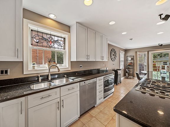4th image of 7110 N Odell Ave