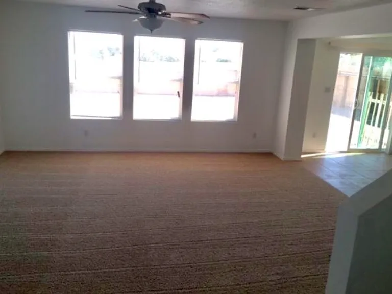 1312 Casa Roja Pl NW — Photo 2
