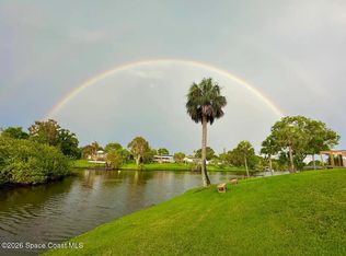 589 Hillside Ct, Melbourne, FL 32935