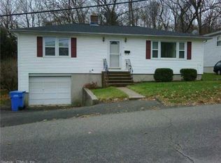 15 Kaynor Dr, Waterbury, CT 06708