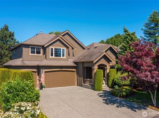 6820 Denny Peak Dr SE, Snoqualmie, WA