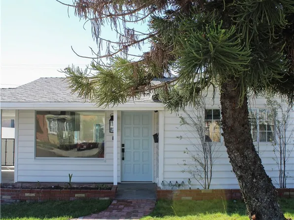 4918 W 134th Pl, Hawthorne, CA 90250