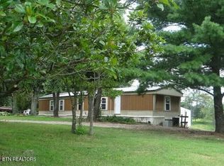 1901 Benson Rd, Cookeville, TN 38506