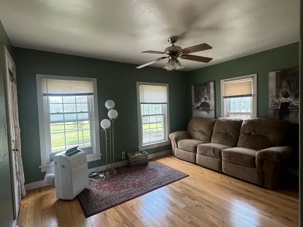 620 Oak St #4, Kalamazoo, MI 49007