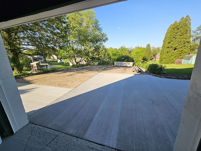 236 McCartney Dr — Photo 49