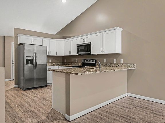 3rd image of 1051 N 170th Ave