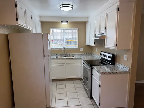 5347 Groveland Dr #1 Photo 1