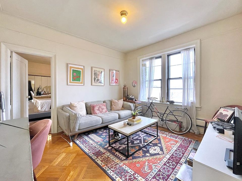 1st image of 334 Ogden Ave APT 43