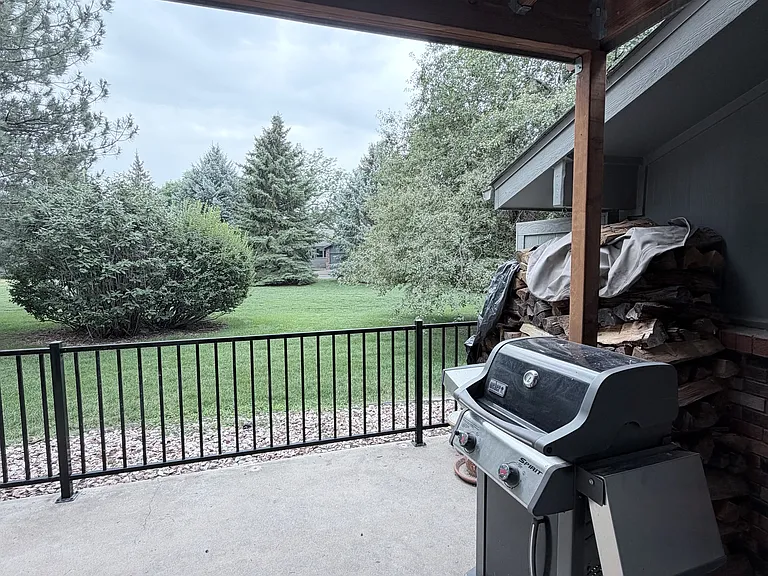 1404 Adriel Dr #1 — Photo 14