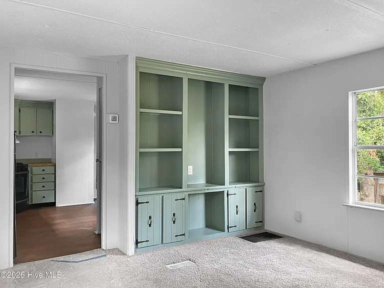 3018 Carswell Dr — Photo 3