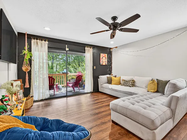 5080 Flint Ridge Pl, Raleigh, NC 27609