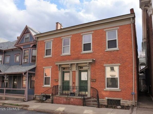49 1/2 S 4th St