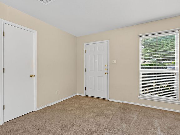 5th image of 10514 Marigold Bay