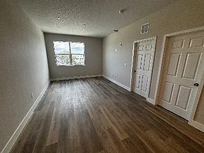 4424 S Texas Ave #314 — Photo 2