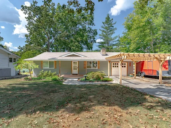 244 E Lakeshore Dr, Cherokee Village, AR 72529