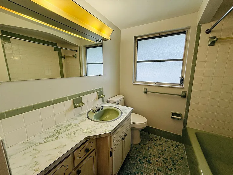 7910 Lilac Dr — Photo 23
