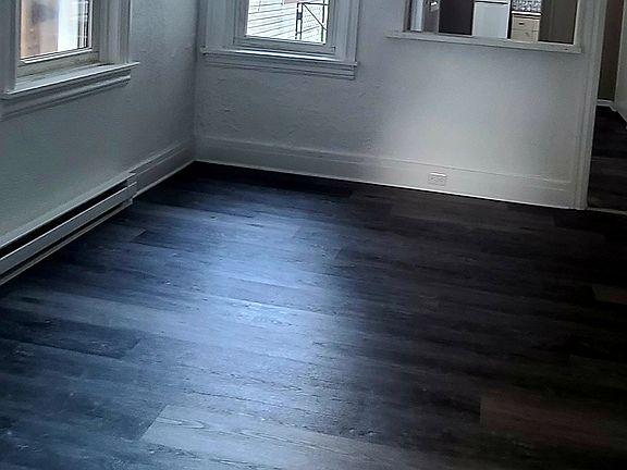 5th image of 1127 Walnut St Floor 1