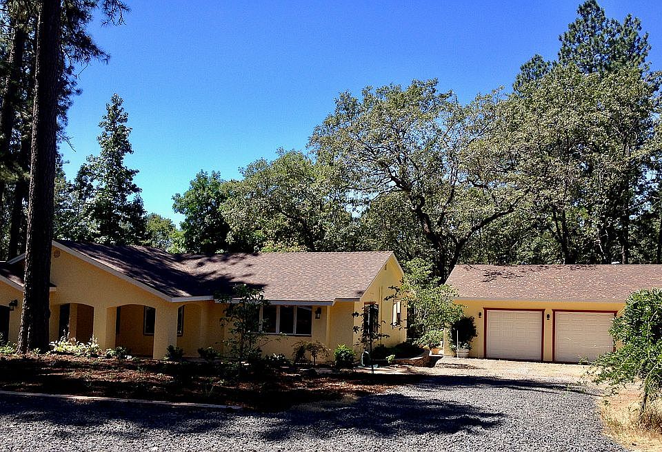 2nd image of 5655 Chaney Ln