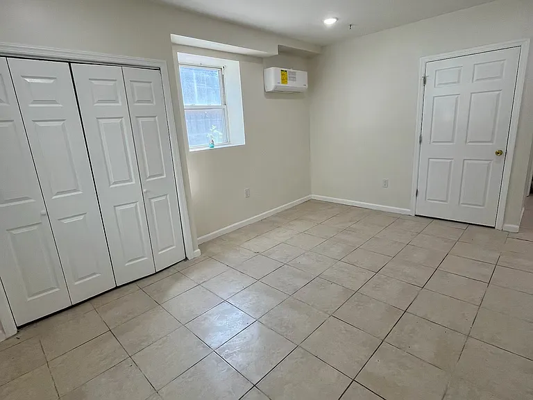 81 Bergen Ave #1 — Photo 6