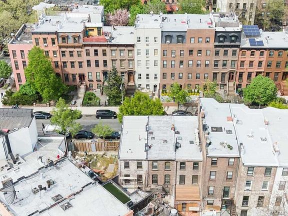 4th image of 180 Park Pl