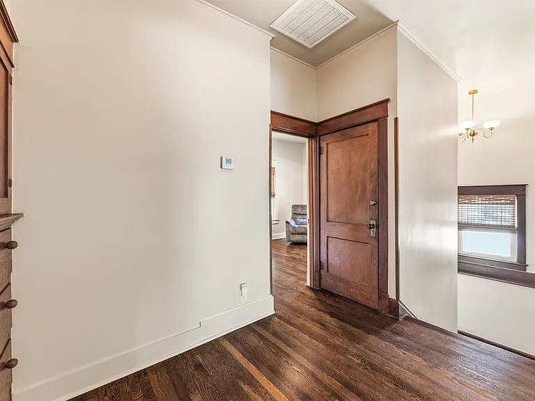 3910 Mercier St #2 — Photo 48