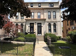 14 Duke St, Hamilton, ON