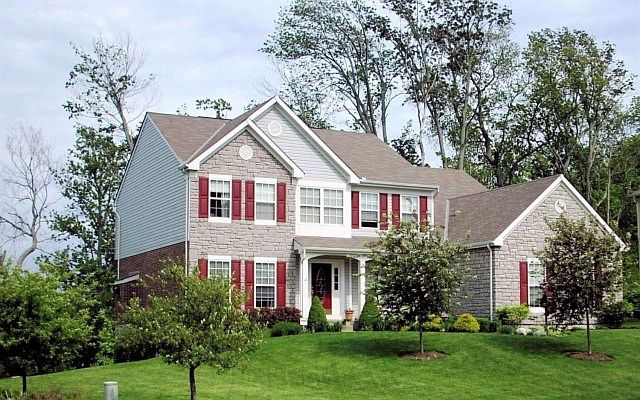 1st image of 401 Forest Edge Dr