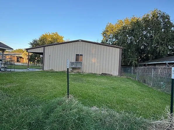 311 N Leblanc St, Estherwood, LA 70534