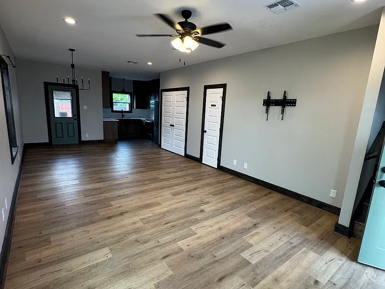 5219A S Bryant Blvd #A — Photo 2