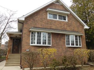 636 Arlington Ave, Des Plaines, IL 60016