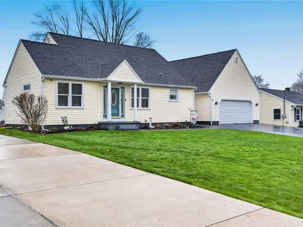 614 W 4th St S, Fulton, NY 13069